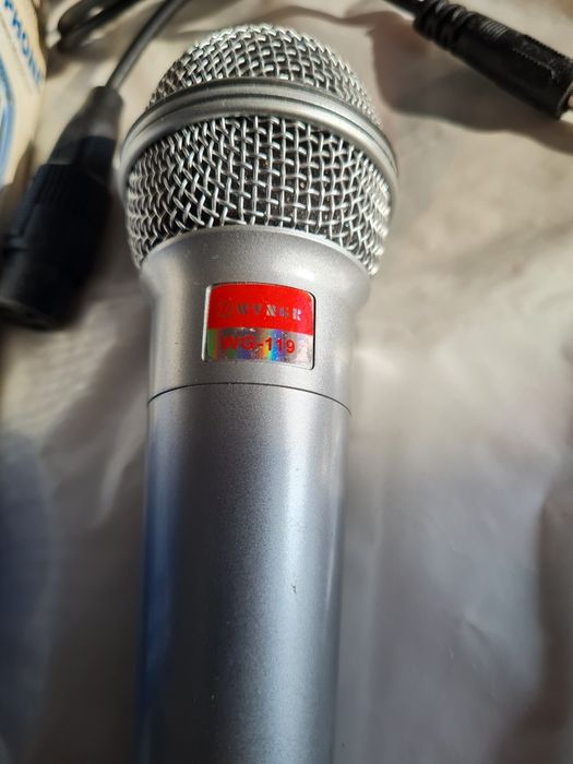 Microfon profesional dinamic