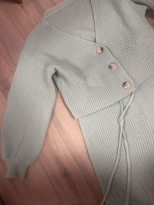 Плетен комплект.