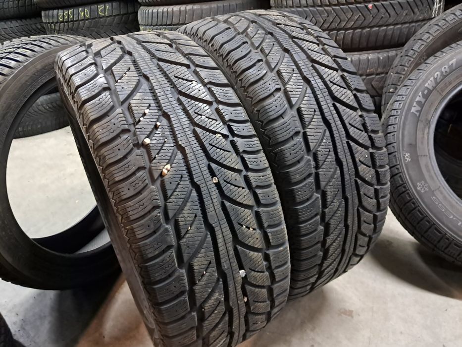 Anvelope second iarna 255 55 R18 Cooper 8mm