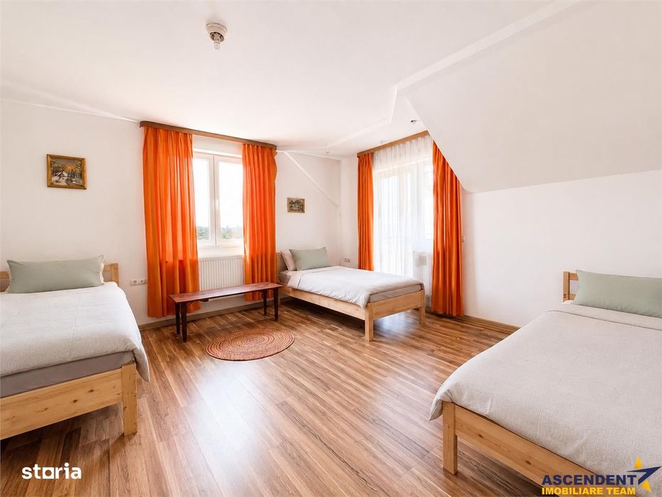 Casa individuala+cladire multifunctionala, 3.300mp teren,foisor,iaz,po