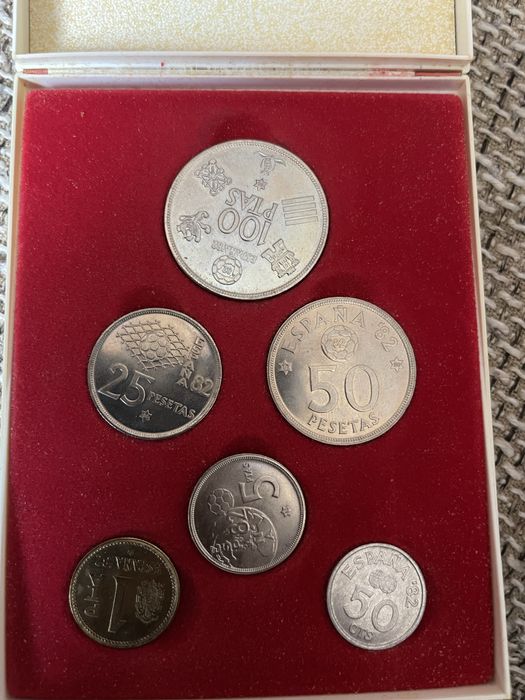 Колекция Футболни монети Fifa 1982г