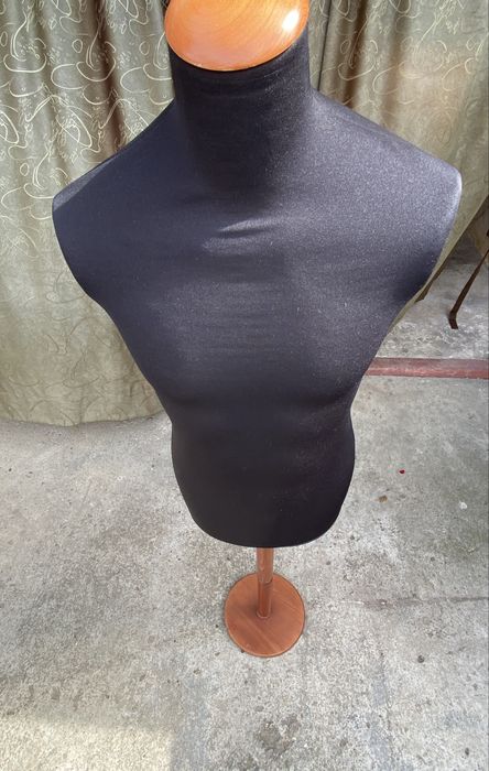 Busturi pentru haine de costum ori sacouri