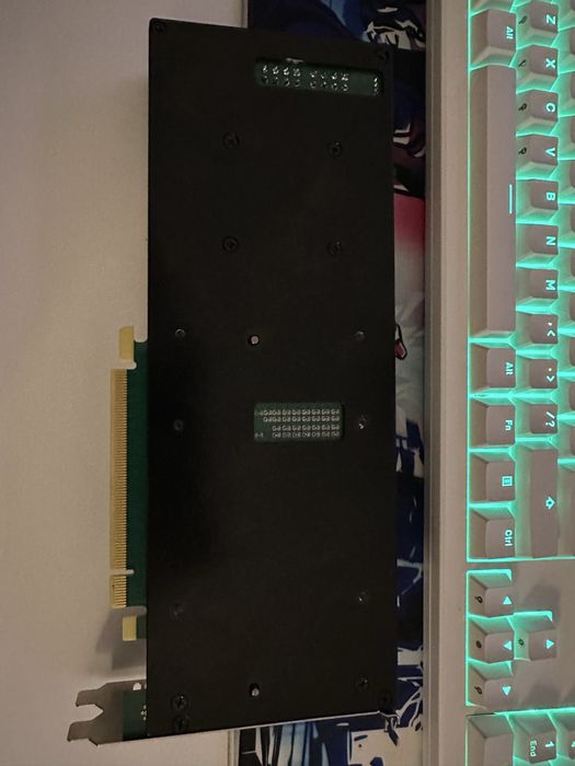 Placa video profesionala Nvidia V100 16Gb HBM2