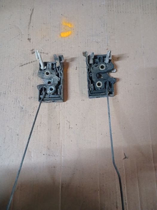 Замок двери Фольксваген Гольф2