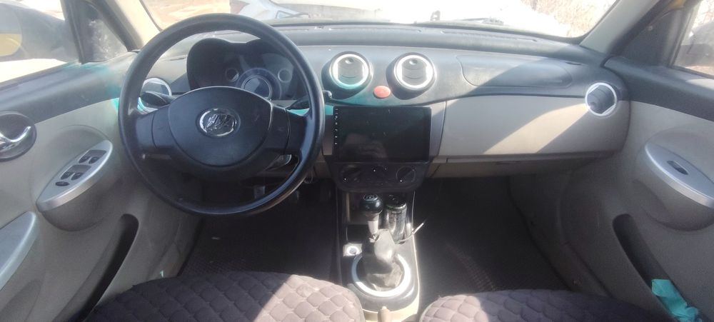 Продам машину лифан смаил