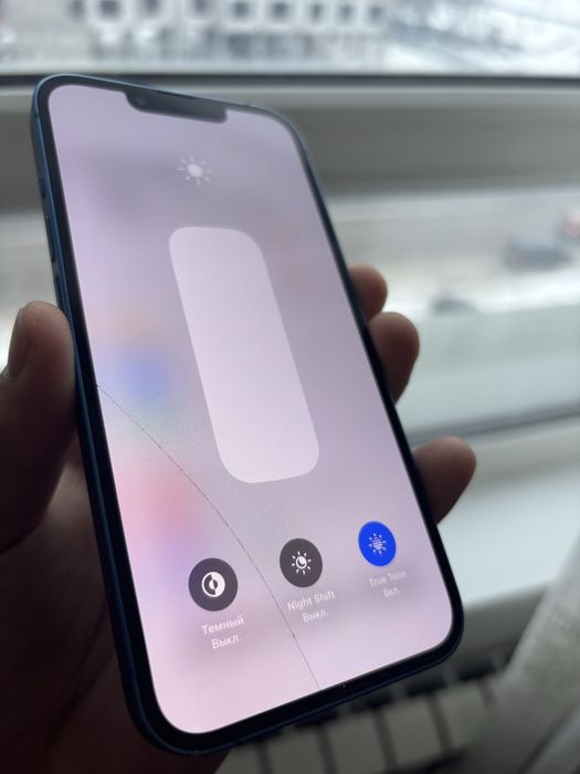 Продам iPhone 13