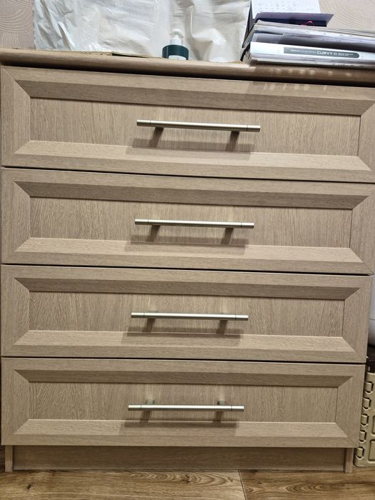 Продам  срочно спальный гарнитур