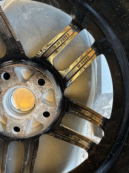 Продам диск ровный покрашенный профисионально.