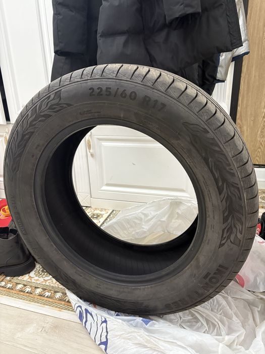 Продаю шины летние