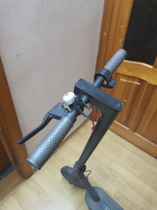 Электросамокат Xiaomi Mi365