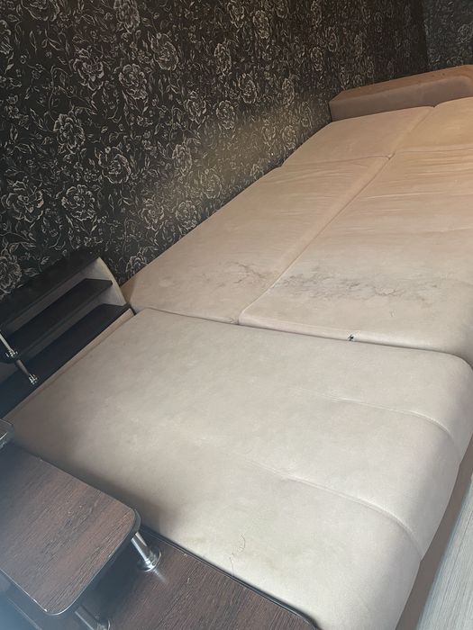 Продам б/у диван 3,5 метра