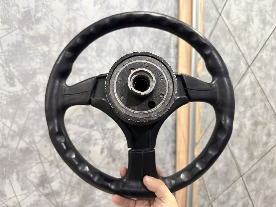 Руль спортивный руль ауди