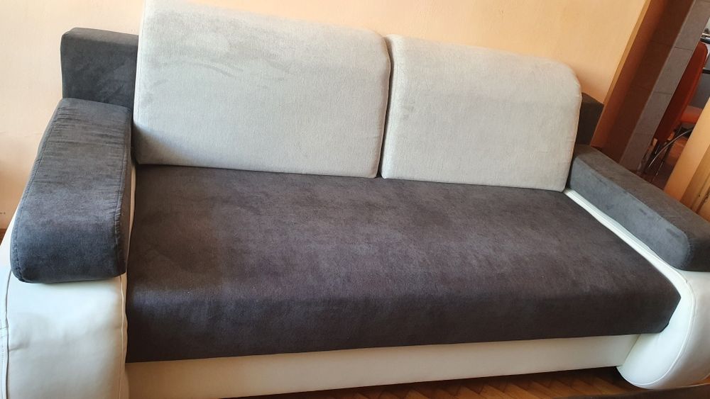 Vand Canapea extensibila cu lada de depozitare