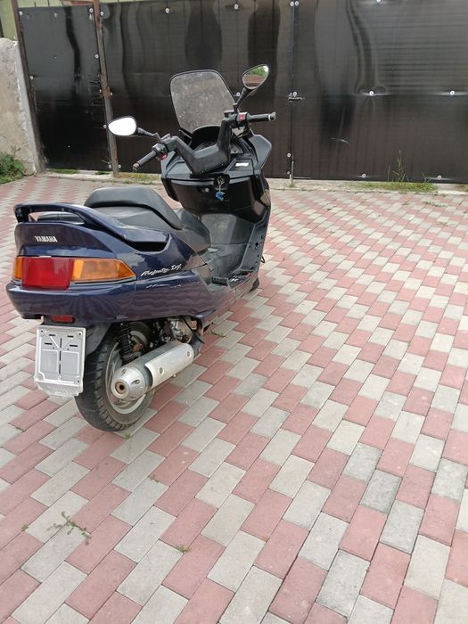 Yamaha majesty 250cc