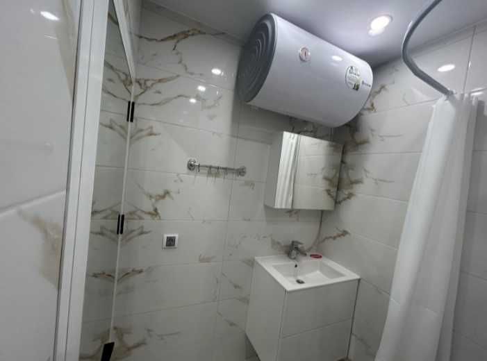 Дава се под наем Двустаен апартамент в София, Център - 60 кв.м за 616 € - Снимка #13