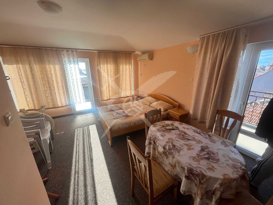 Продава се Къща в Поморие - 648 кв.м за 508 €/кв.м - Снимка #1