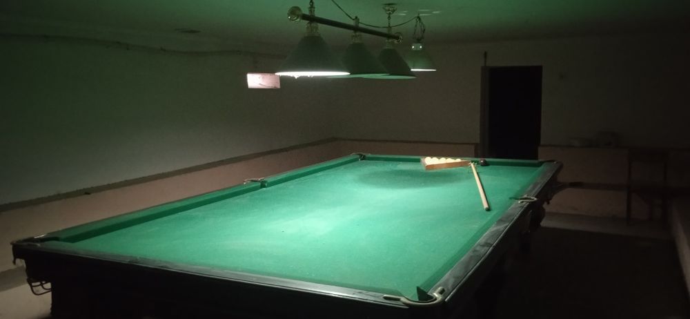 Продается королевский биллиардный стол 2х3,7