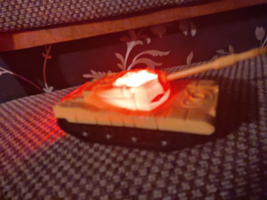 Скидка!Крутой подарок ребенку,танка, горит,стреляет,ездит без преград