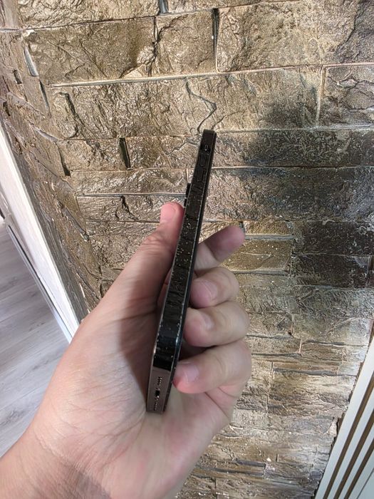 Срочно Продаю Айфон 14 про макс