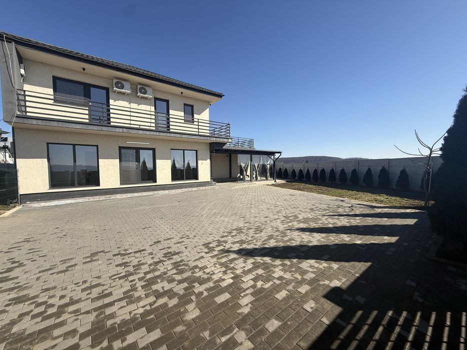 Casa constructie 2024, teren 1000 mp