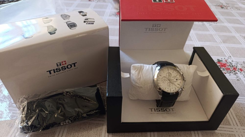 Продам часы ТИССОТ