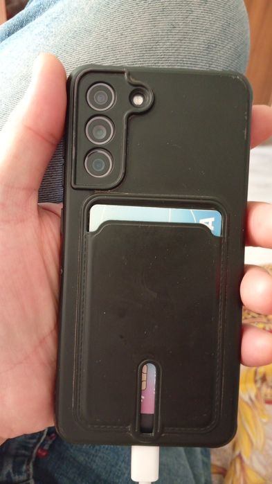 Продам смартфон самсунг s 21 fe