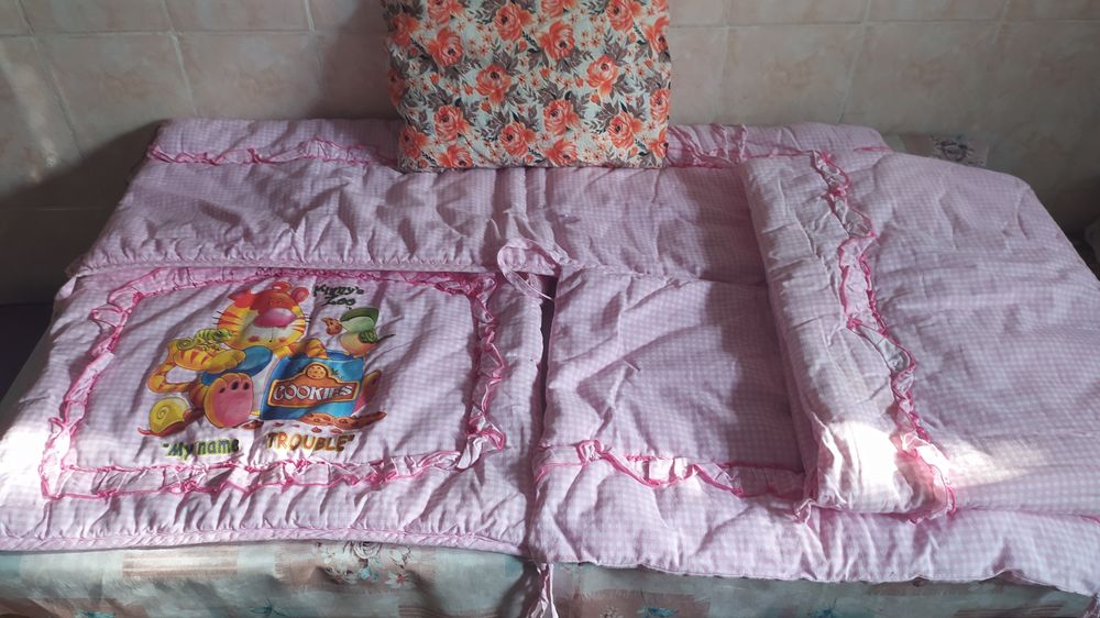 Продам подушки,одеяла, покрывала, пододеяльники, простыни