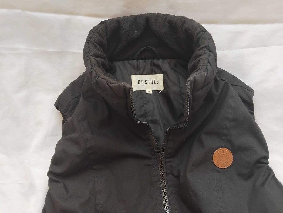 Desires - НОВ оригинален дамски топъл елек