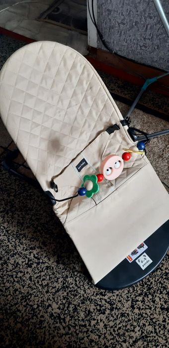 Продам шезлонг в отличном состоянии.