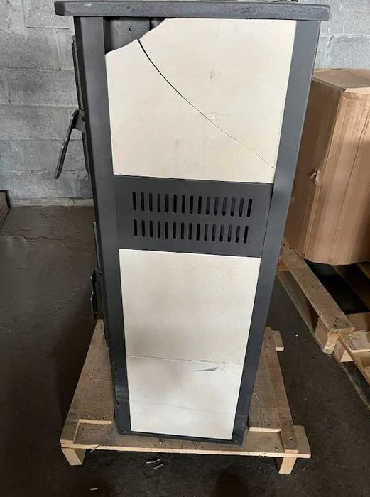 НОВА! КАМИНА FERROLI MIRANO C – 12 kW ФУРНА (С транспортни забележки)