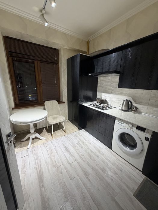 Qizlarga sheriklikga Sergeli 8 A golden house