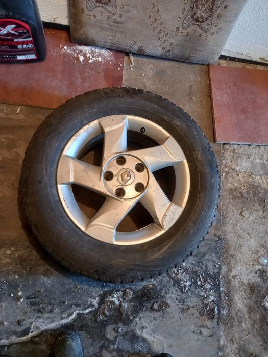 Продам запаску на рено дастер стояла