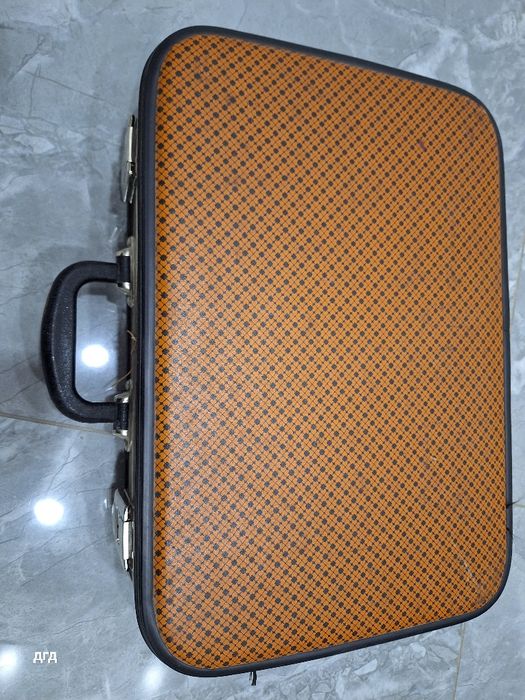 Чемодан антиквариат