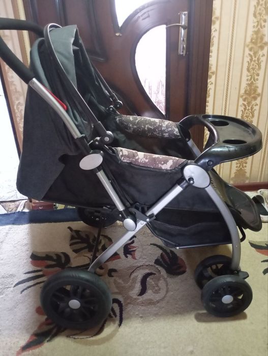 Каляска сотилади