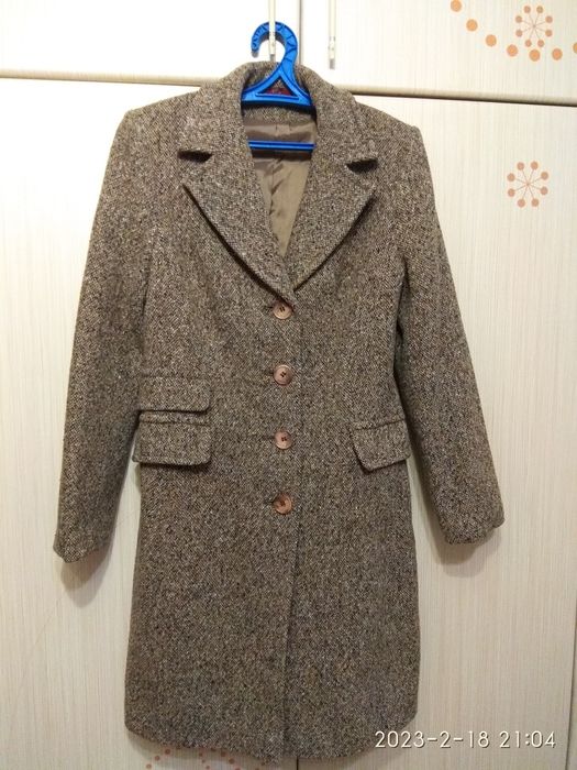Продам женское пальто