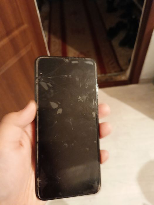 Продам самсунг А04