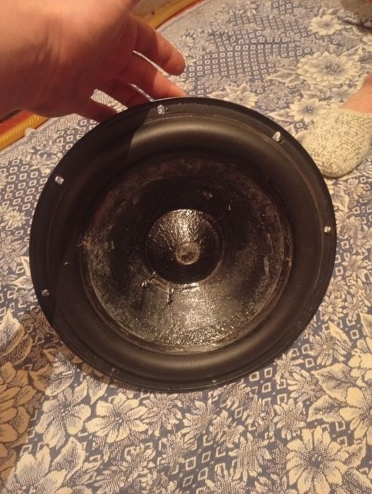 Продаю динамик от 5 элемента