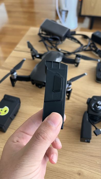 DJI Mavic Air — пълен комплект с 2 батерии