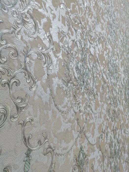 Обойлар сотилади