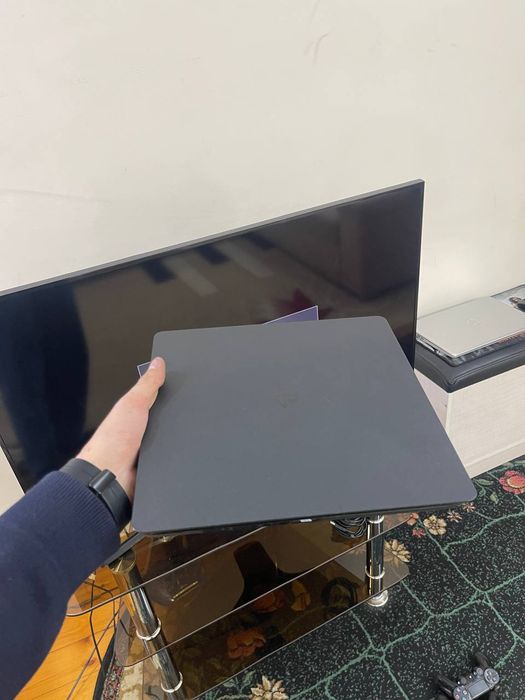 Srochno sotiladi