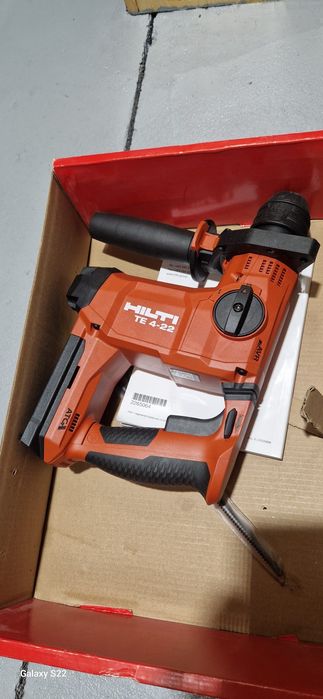 Hilti rotopercutor,sabie pe acumulator