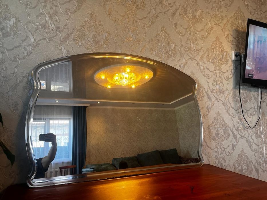 Продам большое зеркало