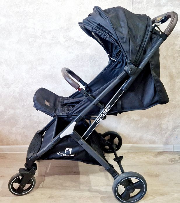 Продам новую коляску