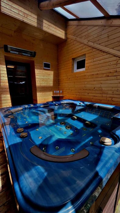 Cabana de Inchiriat Stana de Vale,jacuzzi,sauna,ciubar,semineu,munte