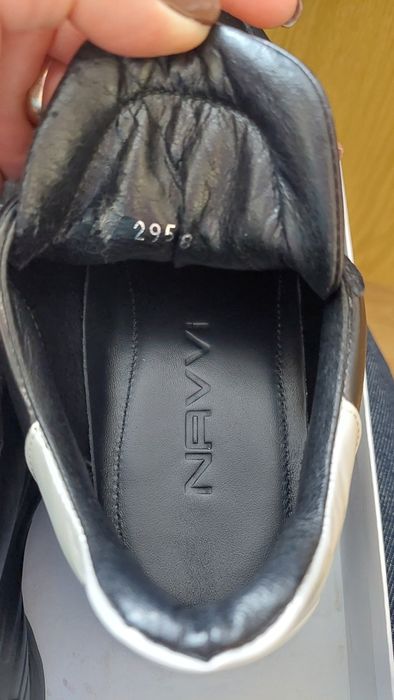 Обувки черни NAVVI