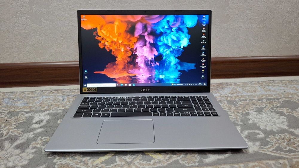 Hоутбук для paбoты и офисa