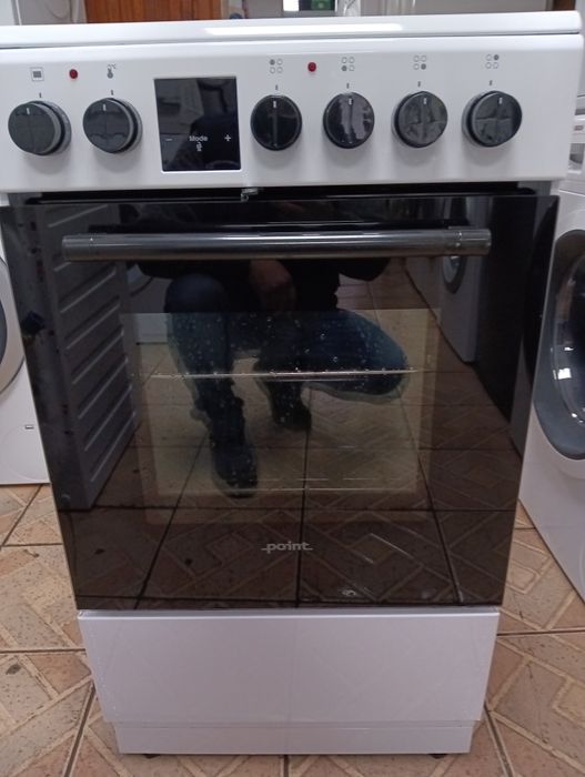 Като нова тясна 50 см печка с керамичен плот  2 години Гаранция!