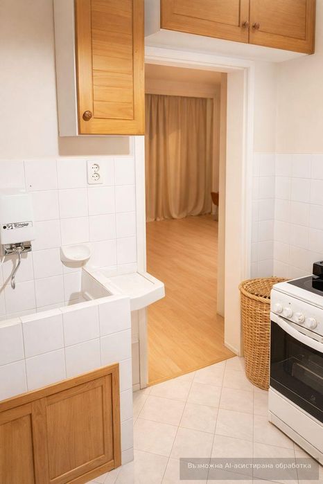 Дава се под наем Тристаен апартамент в Пловдив, Център - 120 кв.м за 509.49 € - Снимка #1