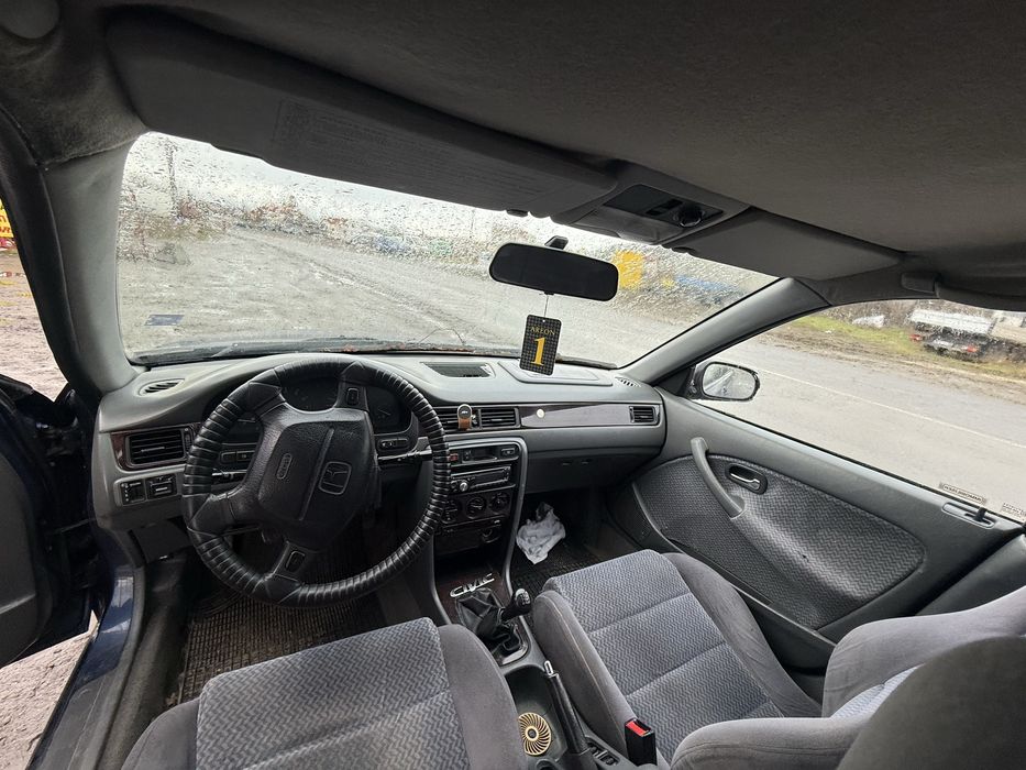 Хонда  сивик  1.5 бензин  114 кс  1998г на части