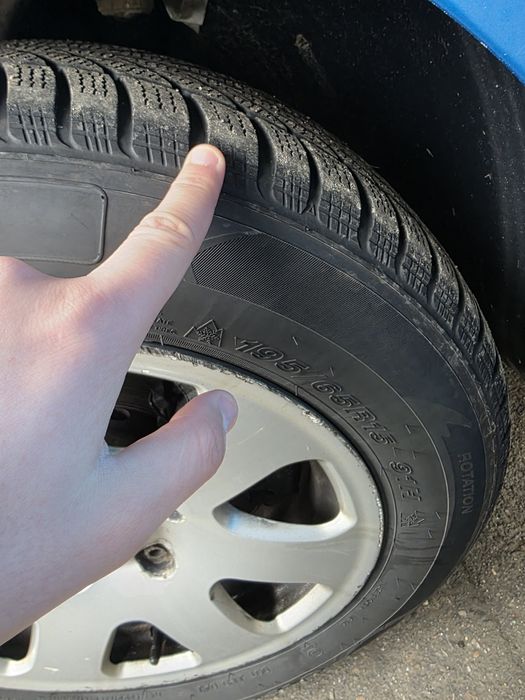 Set jante aliaj Audi originale + anvelope iarnă 195/65 R15
Se vind